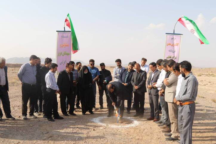 کلنگ زنی معدن شن و ماسه در زرند