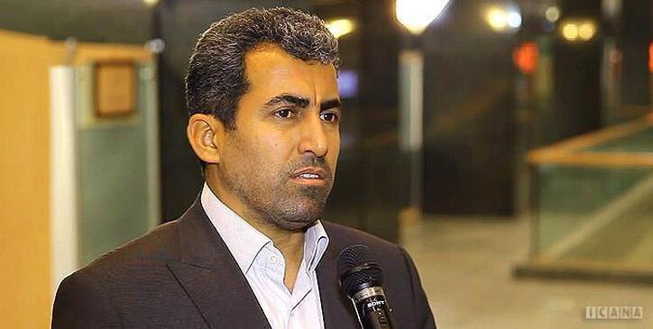 اخبار منتشر شده در خصوص استخدام ۲۰ هزار ناظر روحانی در بانک‌ها کذب است/ تنها یک ناظر برای کل شعبات هربانک تعیین می‌شود
