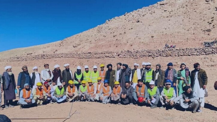 استخراج معدن زغال‌سنگ در ولسوالی تولک ولایت غور آغاز شد