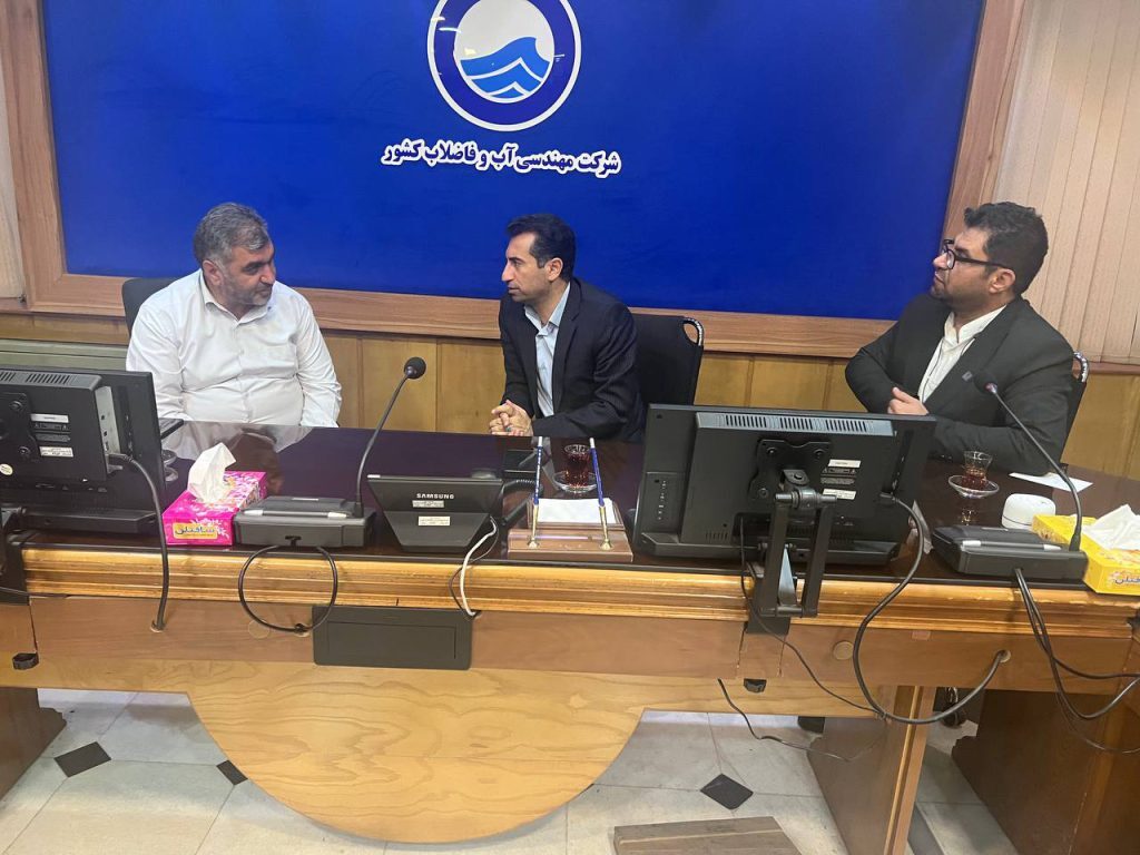 پیگیری انشعاب پساب فولاد اقلید در جلسه با مدیرعامل آب و فاضلاب کشور پیگیری انشعاب پساب فولاد اقلید در جلسه با مدیرعامل آب و فاضلاب کشور