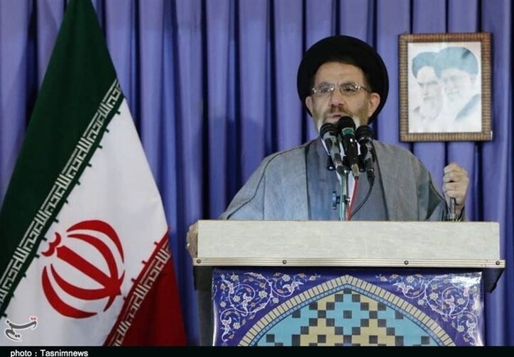 امام جمعه خرم‌آباد: صنایع تعطیل شده و نیمه‌تمام استان لرستان مورد توجه قرار گیرد