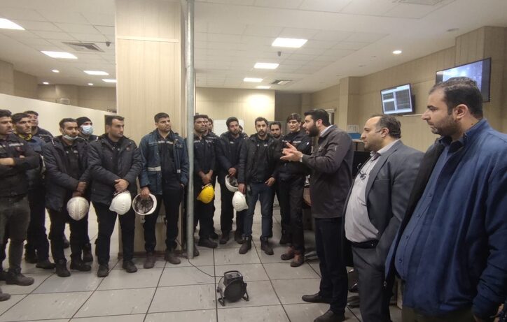 نشست صمیمی مدیران سیمیدکو با کارکنان کارخانه گندله سازی شهید سلیمانی