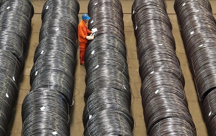 وضع عوارض برای واردات فولاد چین/ پکن مقابل امریکا و اروپا می‌ایستد؟