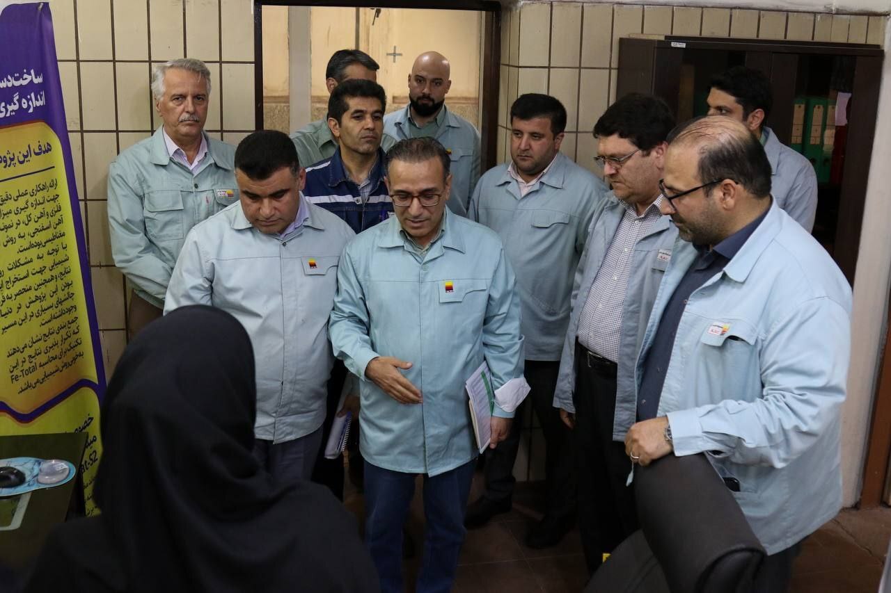 دستگاه اندازهگیری میزان آهن کل و فلزی در آهن اسفنجی در فولاد خوزستان ساخته شد دستگاه اندازهگیری میزان آهن کل و فلزی در آهن اسفنجی در فولاد خوزستان ساخته شد