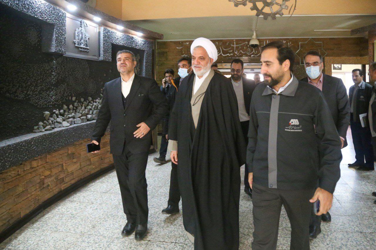 اقدامات ارزشمند گلگهر در حوزههای مختلف قابل تقدیر است اقدامات ارزشمند گلگهر در حوزههای مختلف قابل تقدیر است