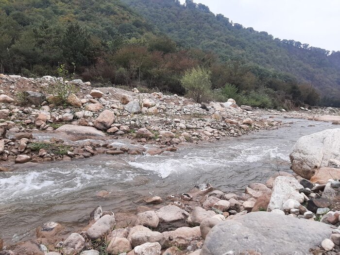 رودخانه حفاظت شده چالوس سالها گرفتار معضل پساب معدنی رودخانه حفاظت شده چالوس سالها گرفتار معضل پساب معدنی