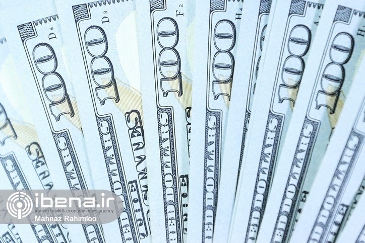 قیمت دلار امروز ۷ آذر ۱۴۰۱