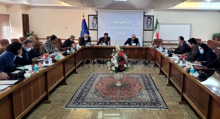 نخستین نشست هم اندیشی تولیدکنندگان ماشین آلات و تجهیزات فرودگاهی برگزار شد
