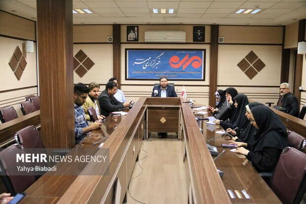 جذب اعتبار ۲ هزار میلیاردی برای راه آهن کرمانشاه جذب اعتبار ۲ هزار میلیاردی برای راه آهن کرمانشاه