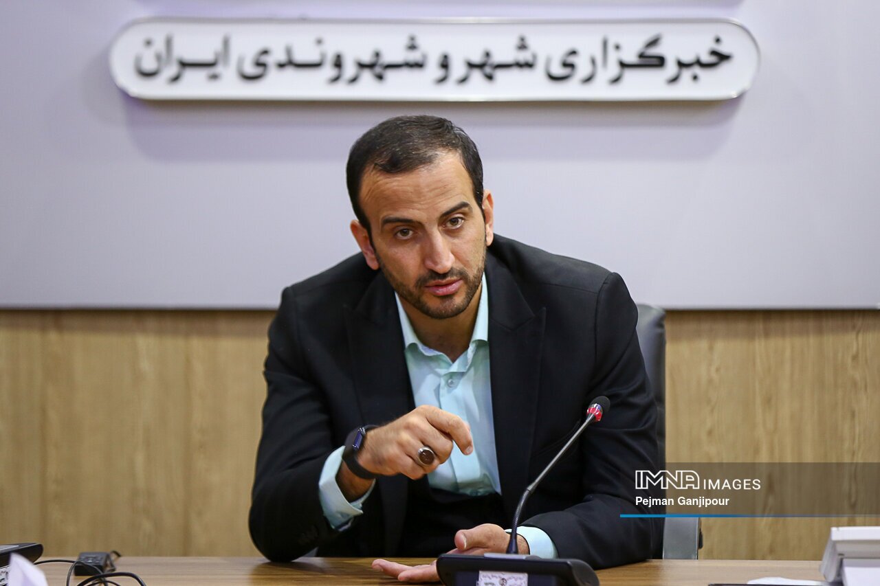 در ذوبآهن هیچ تیمی را منحل نکردم/ هدف ورزش استان علاوه بر هانگژو، المپیک پاریس است در ذوبآهن هیچ تیمی را منحل نکردم/ هدف ورزش استان علاوه بر هانگژو، المپیک پاریس است