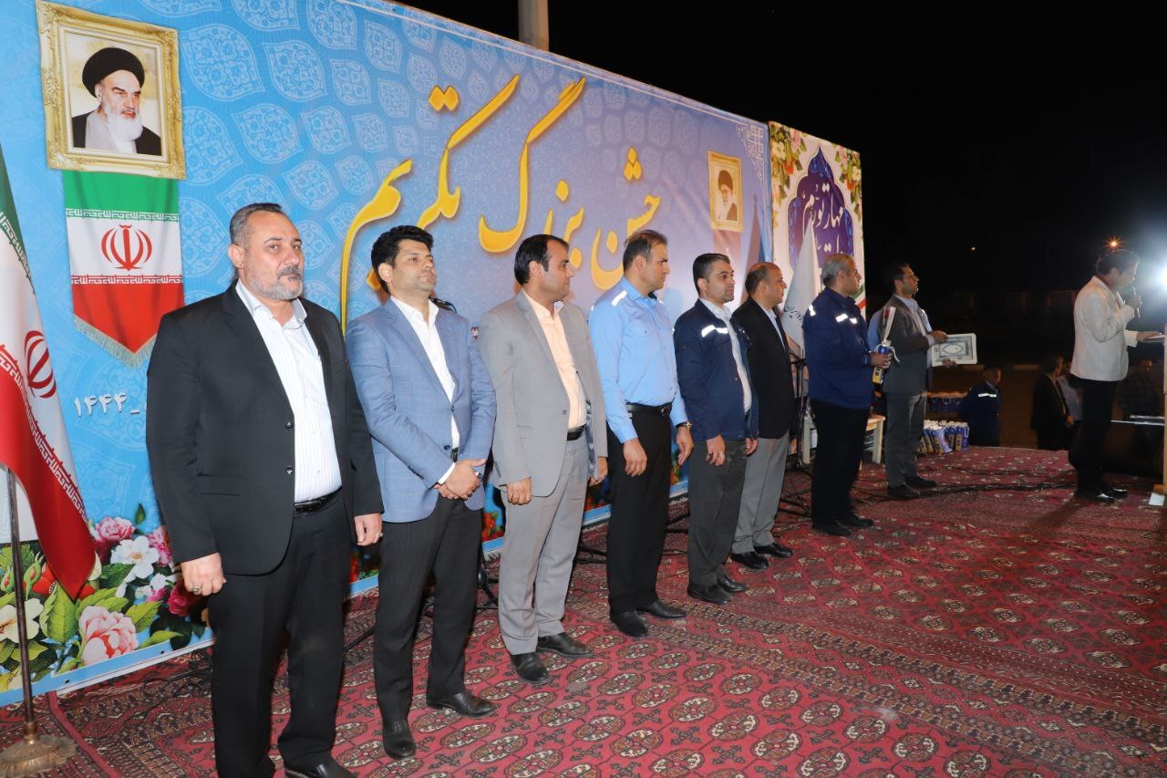 مراسم تکریم و تجلیل از بازنشستگان سال ۱۴۰۱ گروه ملی صنعتی فولاد ایران برگزار شد مراسم تکریم و تجلیل از بازنشستگان سال ۱۴۰۱ گروه ملی صنعتی فولاد ایران برگزار شد