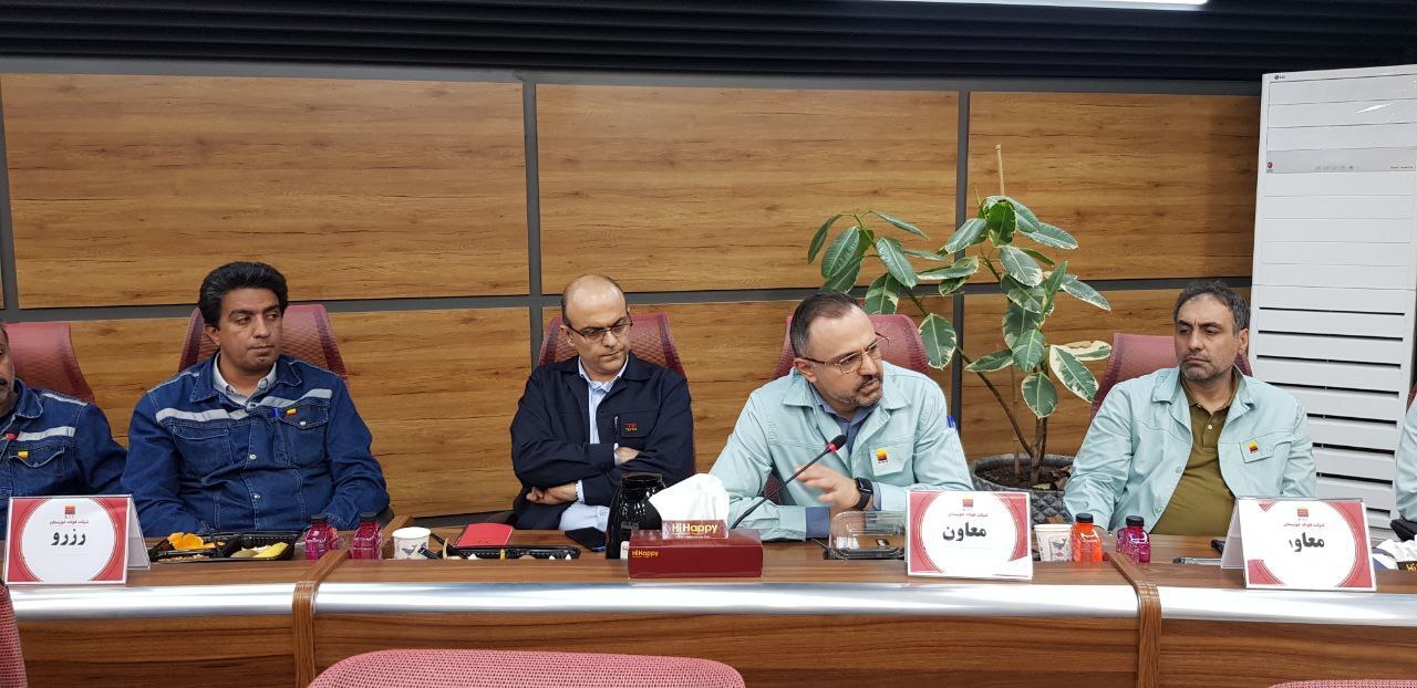 شرکت فولاد خوزستان با حضور مدیران با انگیزه و پرانرژی، بر توسعه خود امیدوار است شرکت فولاد خوزستان با حضور مدیران با انگیزه و پرانرژی، بر توسعه خود امیدوار است