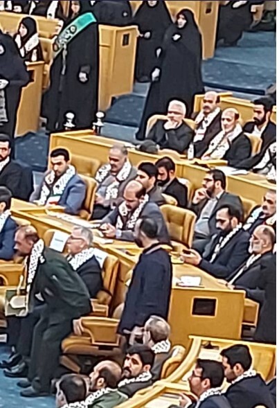 حضور رئیس سازمان زمینشناسی و اکتشافات معدنی کشور در مراسم کارمند تراز انقلاب اسلامی پیشرو در تحقق دولت اسلامی حضور رئیس سازمان زمینشناسی و اکتشافات معدنی کشور در مراسم کارمند تراز انقلاب اسلامی پیشرو در تحقق دولت اسلامی