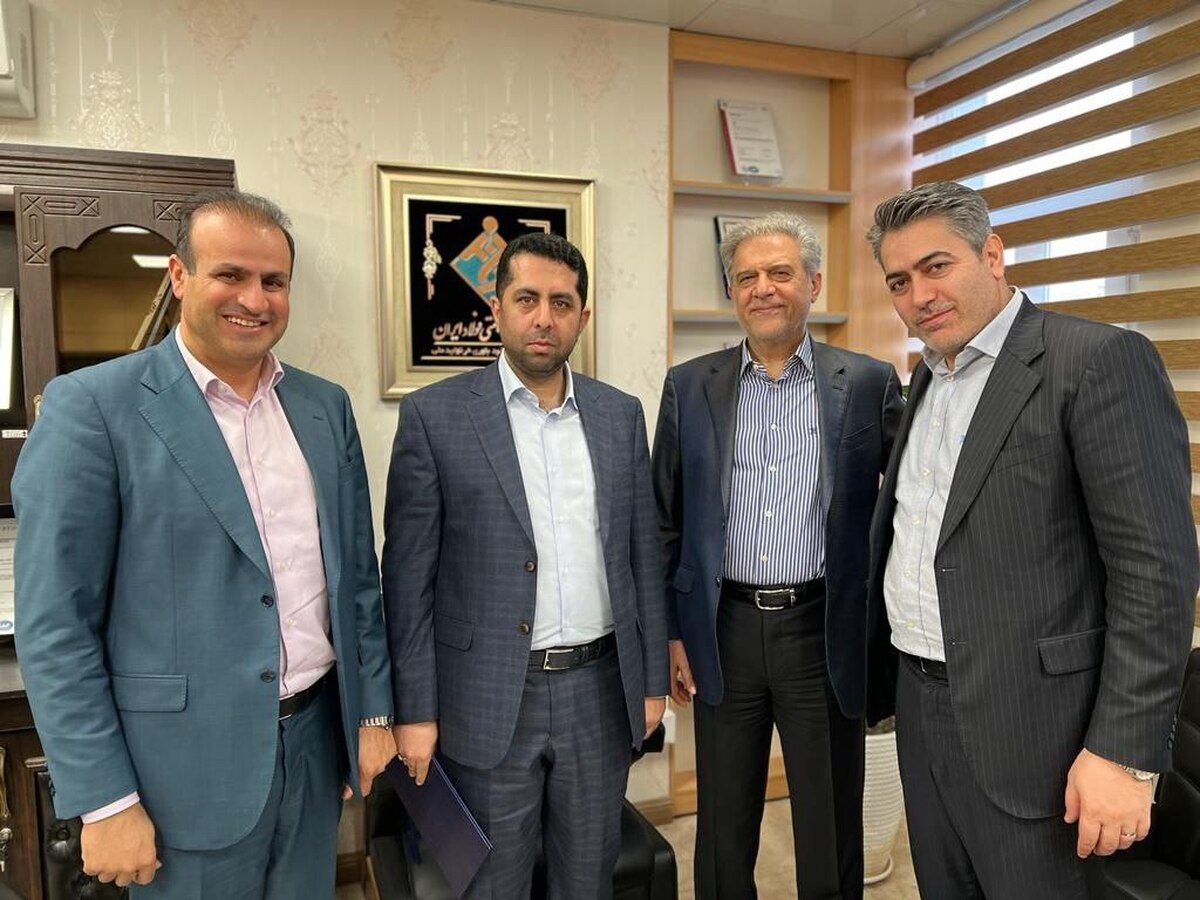 جلسه تودیع و معارفه اعضای هیأت مدیره گروه ملی صنعتی فولاد ایران برگزار شد