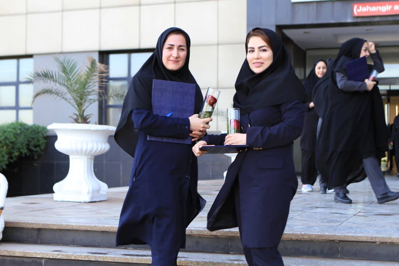 برگزاری مراسم گرامیداشت روز زن در فولاد اکسین خوزستان/ بانوان اکسینی تجلیل شدند