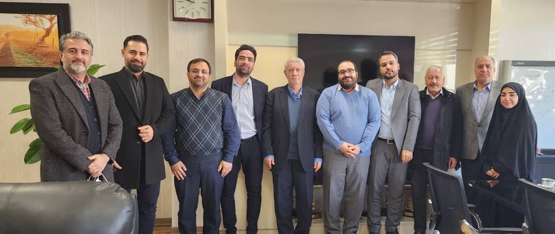 رییس اسبق هیات عامل ایمیدرو از مجموعه «صبانور» بازدید کرد رییس اسبق هیات عامل ایمیدرو از مجموعه «صبانور» بازدید کرد