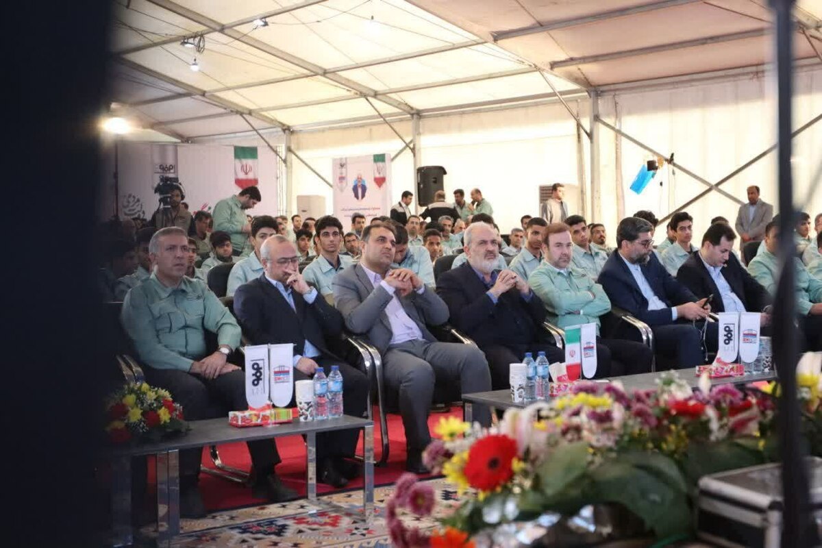 طرح تولید سنگ و فولاد هرمزگان به بهره‌برداری رسید