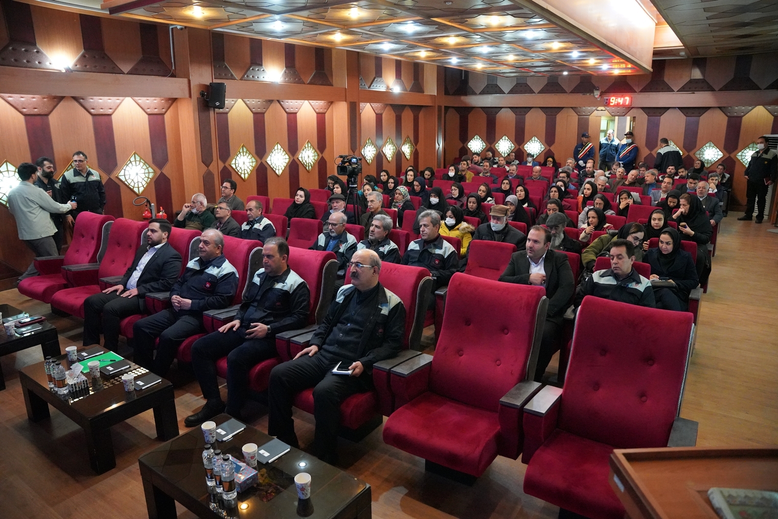 نشست خبری مدیرعامل ذوب آهن اصفهان با اصحاب رسانه