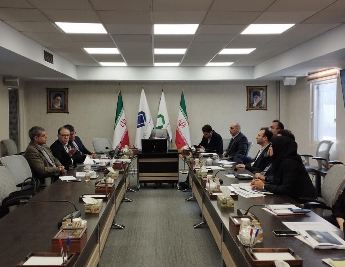 جلسه ارزیابی عملکرد ۹ ماهه مهندسی فناوری صدر فردا برگزار شد