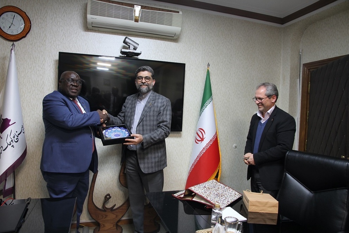 آمادگی ایران برای تعمیق روابط اقتصادی با زیمباوه با تأکید بر صنایع کوچک و متوسط