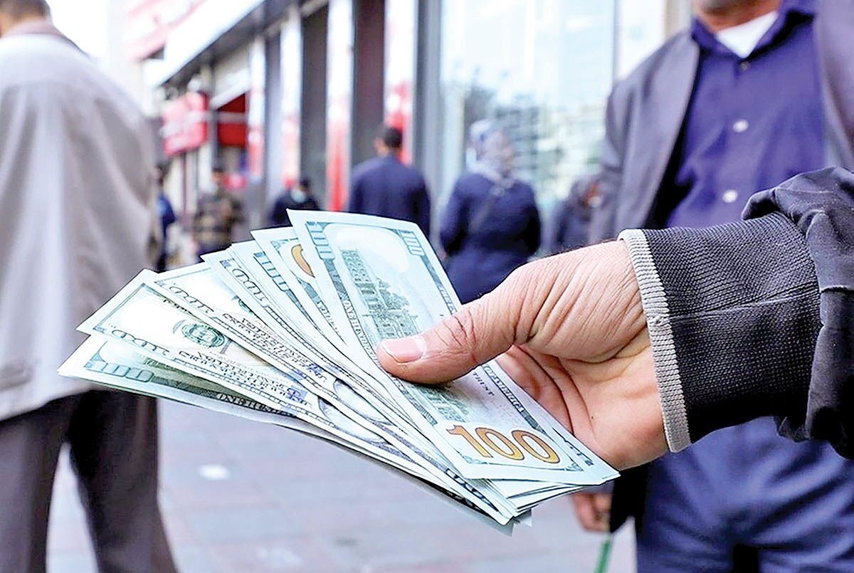 نزول دلار به زیر کانال ۶۰