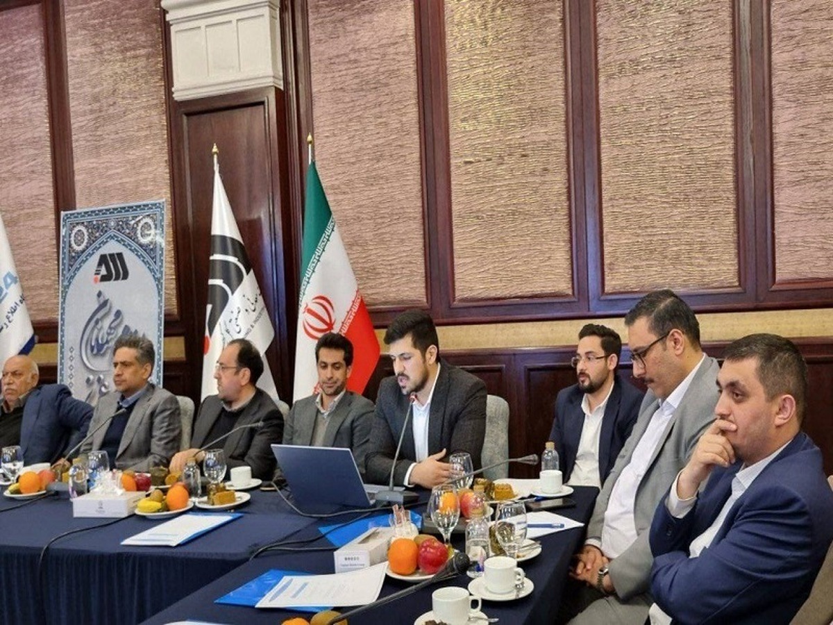نگاه بلندمدت به سهام گل‌گهر داشته باشیم/ پروژه‌های سودآور گل‌گهر در حوزه فولادسازی