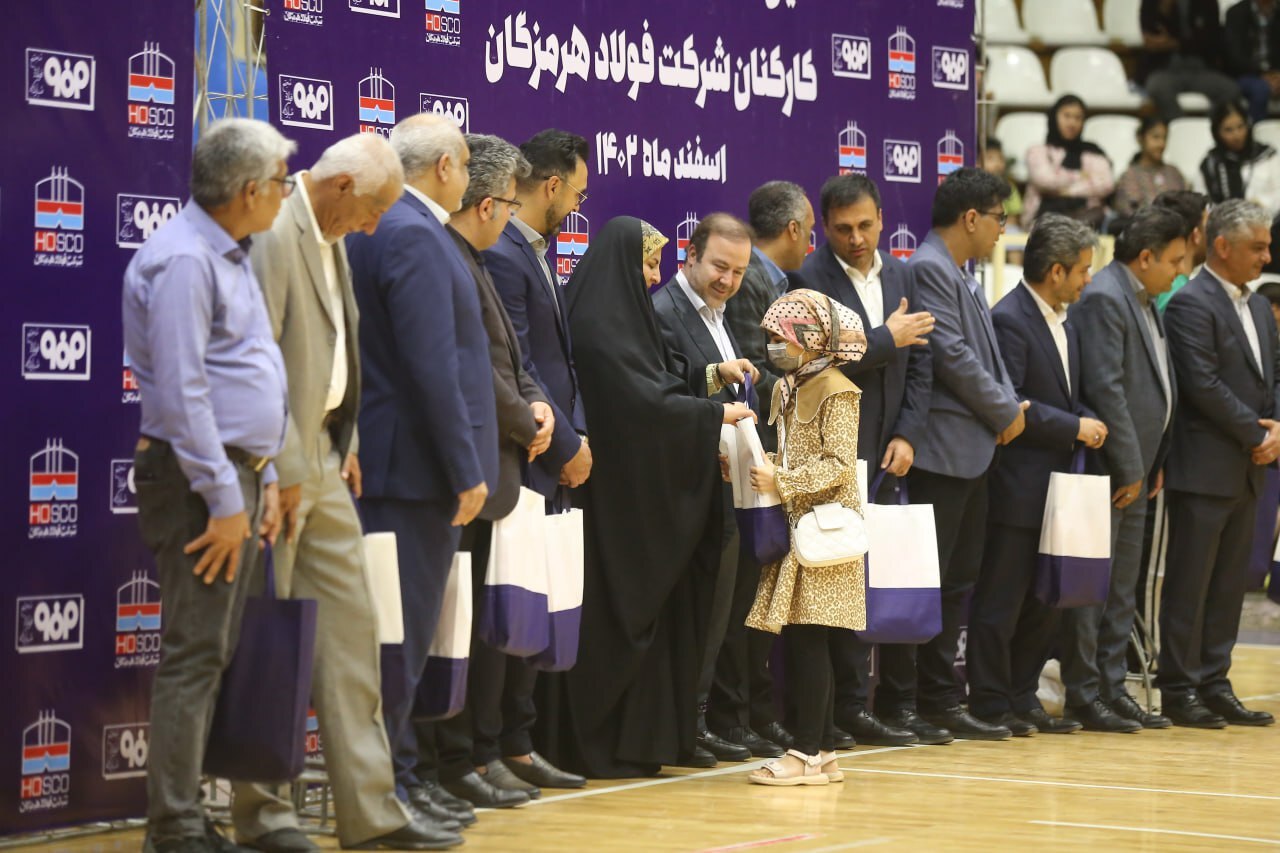 نام فولاد هرمزگان با توسعه و موفقیت گره خورده است نام فولاد هرمزگان با توسعه و موفقیت گره خورده است