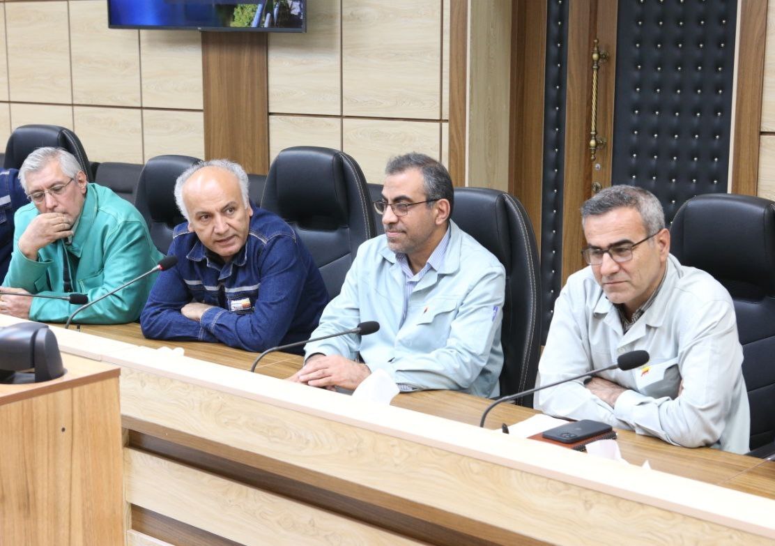 تقدیر مدیرعامل از دست‌اندرکاران مهار آتش‌سوزی در انبار فولاد خوزستان