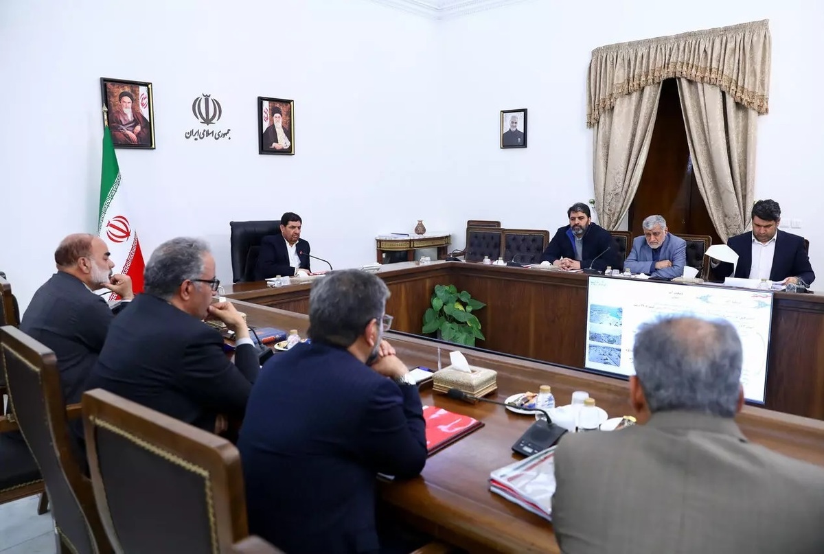 تصویب سند جامع پیشرفت و توسعه استان سیستان و بلوچستان/ اجرای ۷۵ پروژه با اعتبار ۶۰ هزار میلیارد تومان/ دکتر مخبر: با اجرای سند جامع پیشرفت و توسعه استان سیستان و بلوچستان طی ۴ سال آینده شاهد پیشرفت و توسعه چشمگیر و همه جانبه این استان خواهیم بود