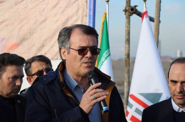 اردبیل به یکی از قطبهای تولید فولاد کشور تبدیل خواهد شد اردبیل به یکی از قطبهای تولید فولاد کشور تبدیل خواهد شد