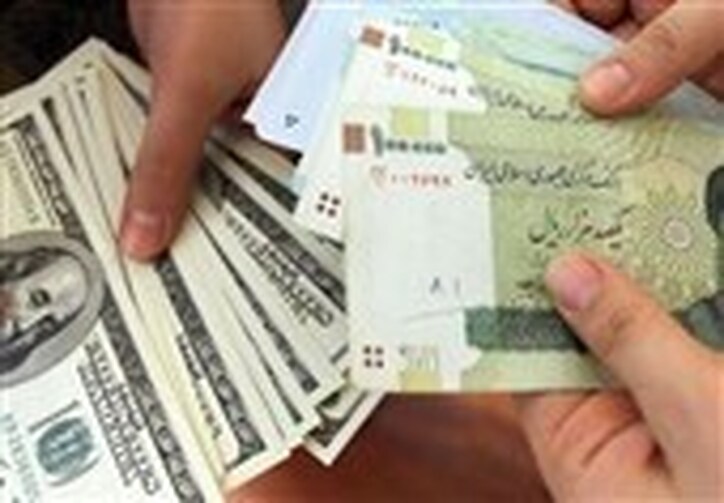 دلار ثابت ماند؛ یورو افزایش یافت