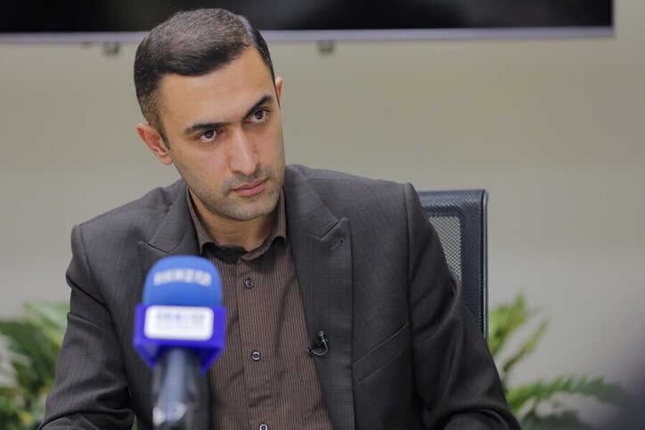 توقف نماد براساس دستورالعمل اجرایی نحوه انجام معاملات صورت می‌گیرد