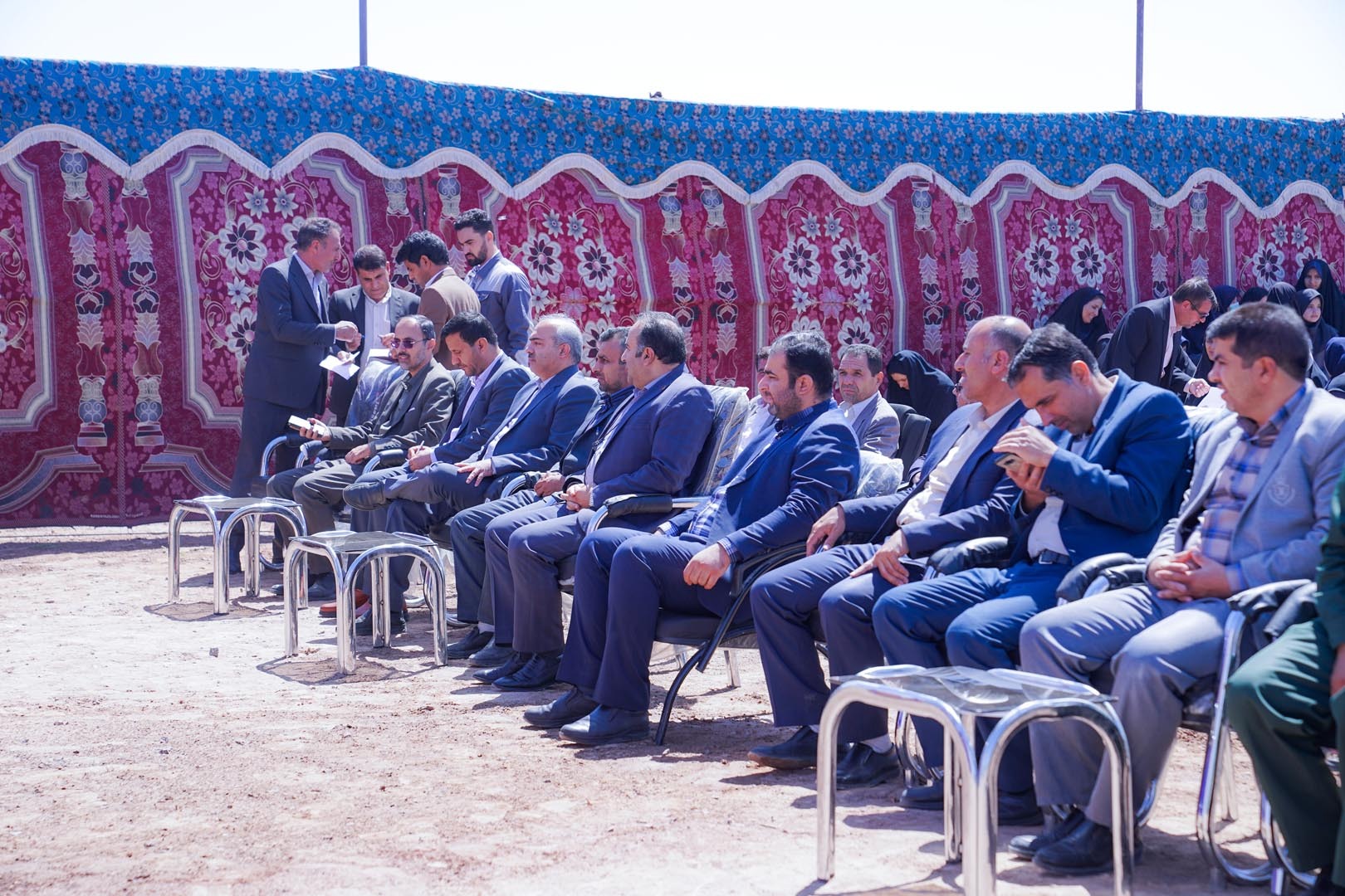 آئین کلنگ زنی مدرسه شش کلاسه سیمیدکو در روستای ابراهیمی خواف برگزار شد آئین کلنگ زنی مدرسه شش کلاسه سیمیدکو در روستای ابراهیمی خواف برگزار شد