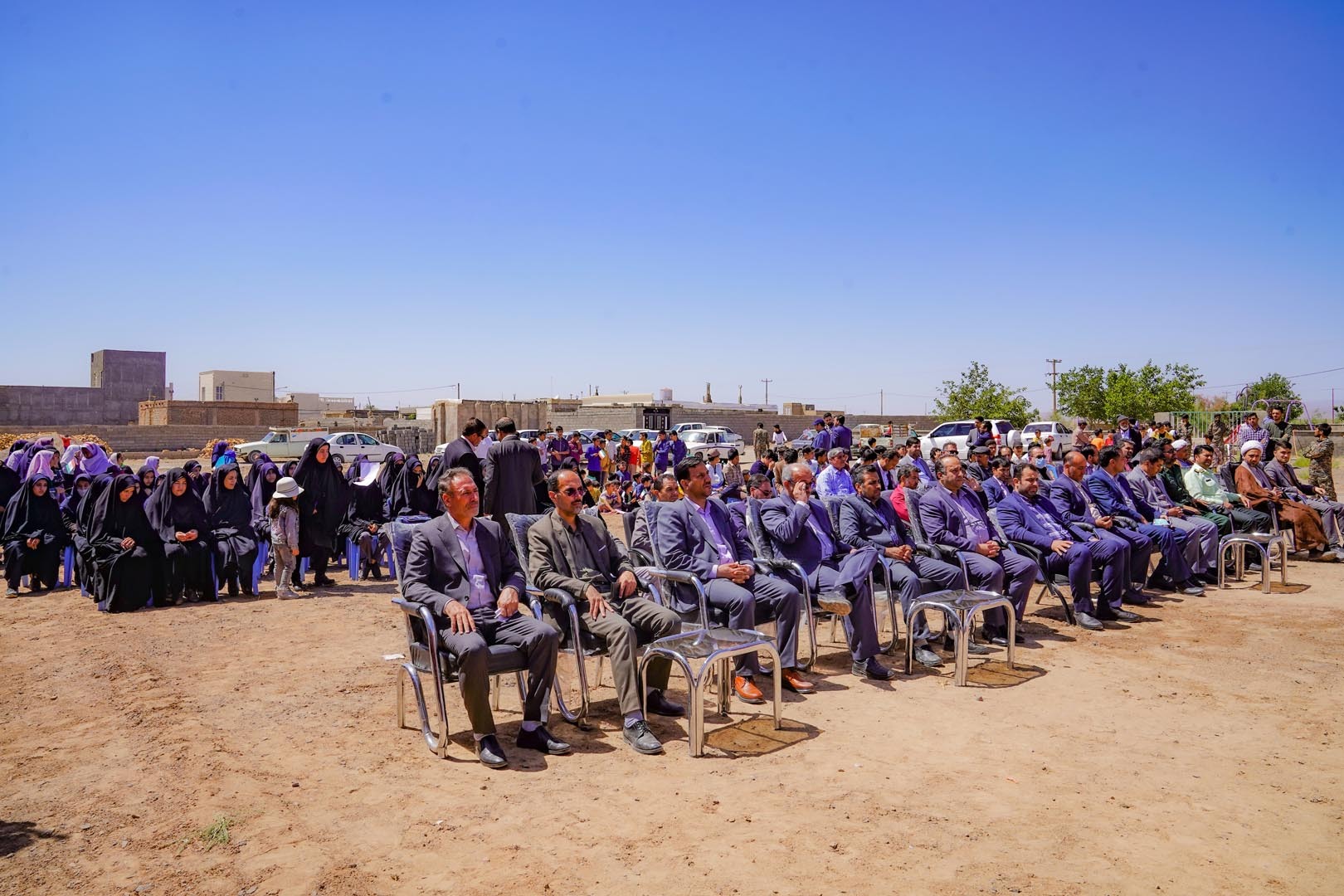 آئین کلنگ زنی مدرسه شش کلاسه سیمیدکو در روستای ابراهیمی خواف برگزار شد آئین کلنگ زنی مدرسه شش کلاسه سیمیدکو در روستای ابراهیمی خواف برگزار شد