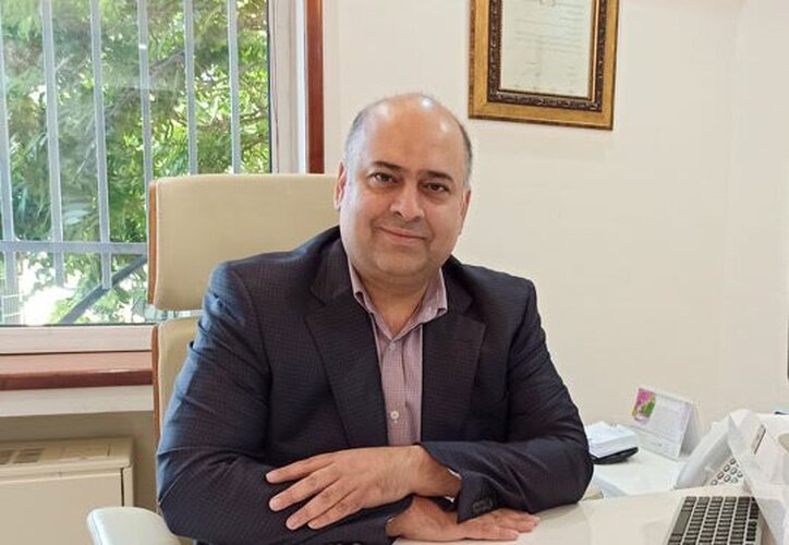رسالت اصلی متولی بازار سهام، بررسی شاخص بورس نیست/پولی که سال ۹۹ وارد بورس شد، وارد تولید نشد