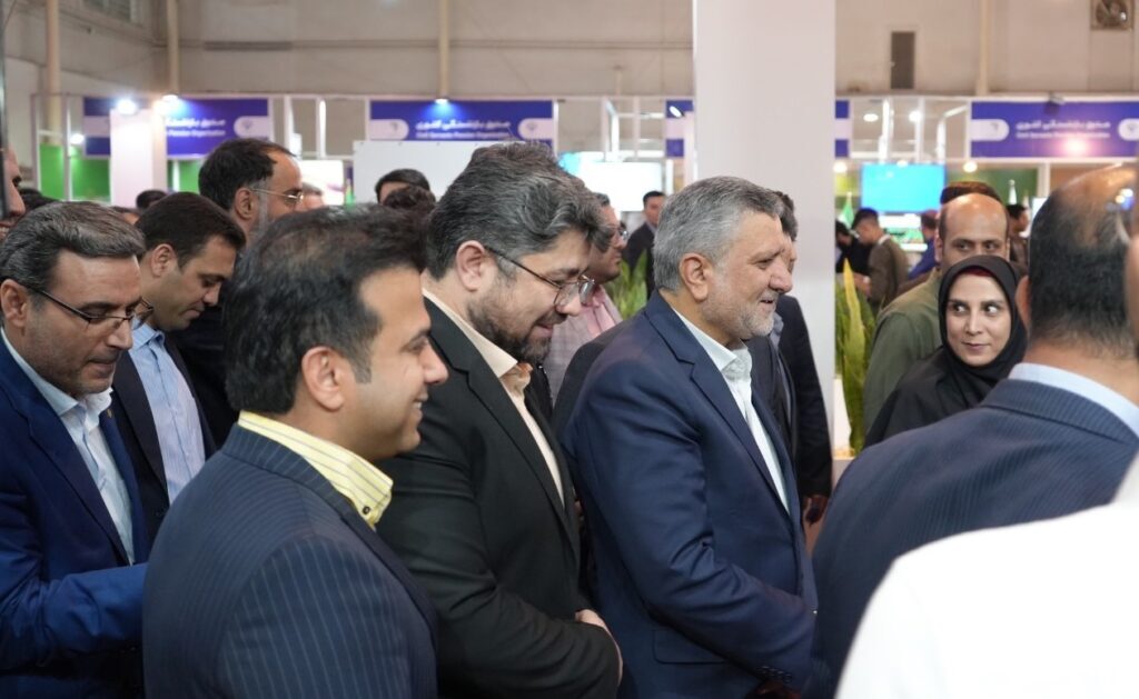 بازدید وزیر تعاون، کار و رفاه اجتماعی و مدیرعامل شستا از نمایشگاه اکسپو بازدید وزیر تعاون، کار و رفاه اجتماعی و مدیرعامل شستا از نمایشگاه اکسپو
