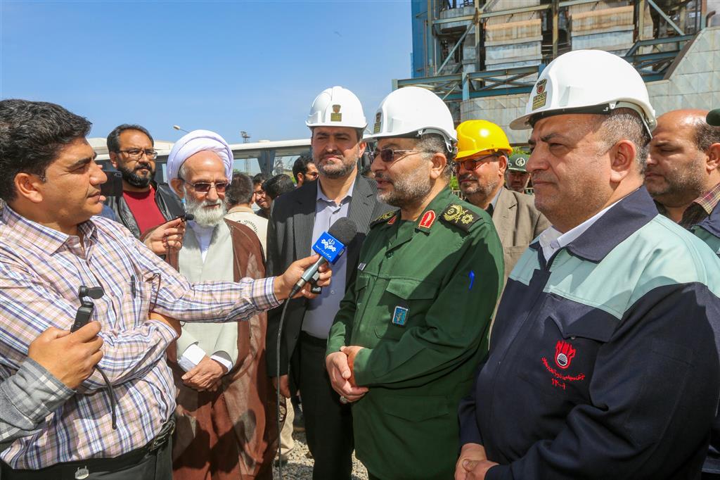 افتتاح کارگاه و آزمایشگاه جنبی نیروگاه حرارتی در ذوب آهن اصفهان افتتاح کارگاه و آزمایشگاه جنبی نیروگاه حرارتی در ذوب آهن اصفهان