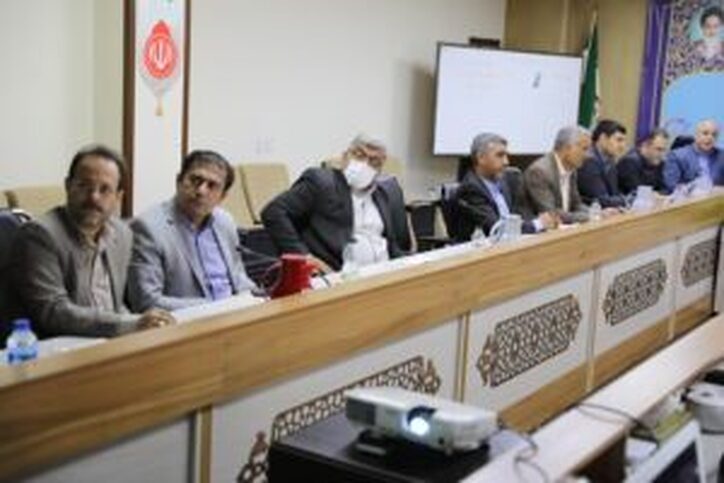 با برنامه و رفع موانع در موضوع بهره برداری از معادن می‌توانیم در تحقق شعار امسال در خصوص رشد تولید گام‌های مهم و موثری برداریم