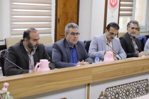 با برنامه و رفع موانع در موضوع بهره برداری از معادن میتوانیم در تحقق شعار امسال در خصوص رشد تولید گامهای مهم و موثری برداریم با برنامه و رفع موانع در موضوع بهره برداری از معادن میتوانیم در تحقق شعار امسال در خصوص رشد تولید گامهای مهم و موثری برداریم