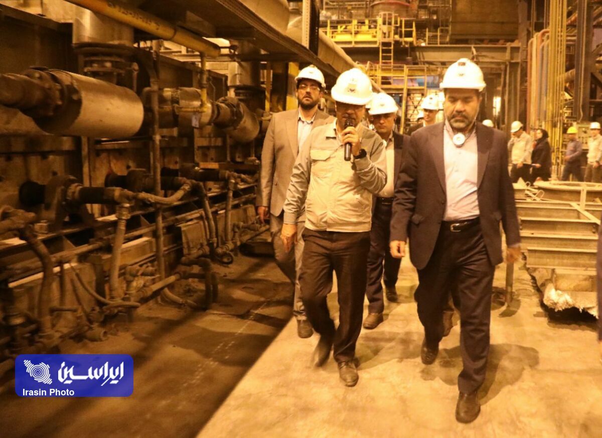 توسعه و آبادانی شهرستان لنجان با پشتیبانی صنعت توسعه و آبادانی شهرستان لنجان با پشتیبانی صنعت