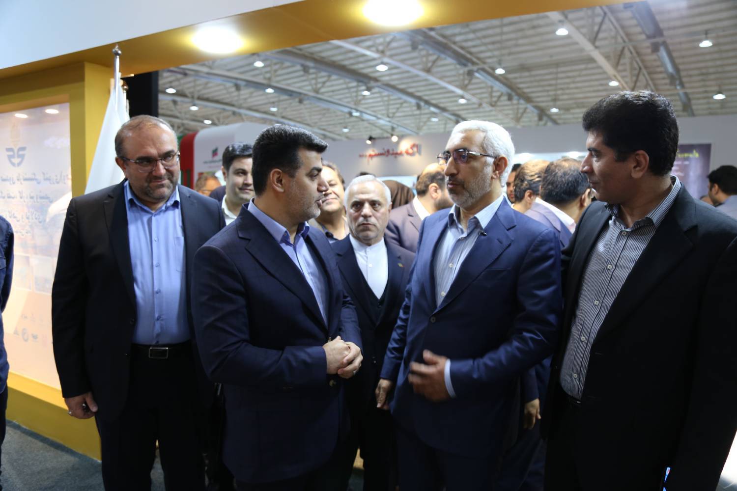 صباانرژی میزبان دکتر عشقی رئیس سازمان بورس در نمایشگاه بین المللی صنعت مالی صباانرژی میزبان دکتر عشقی رئیس سازمان بورس در نمایشگاه بین المللی صنعت مالی