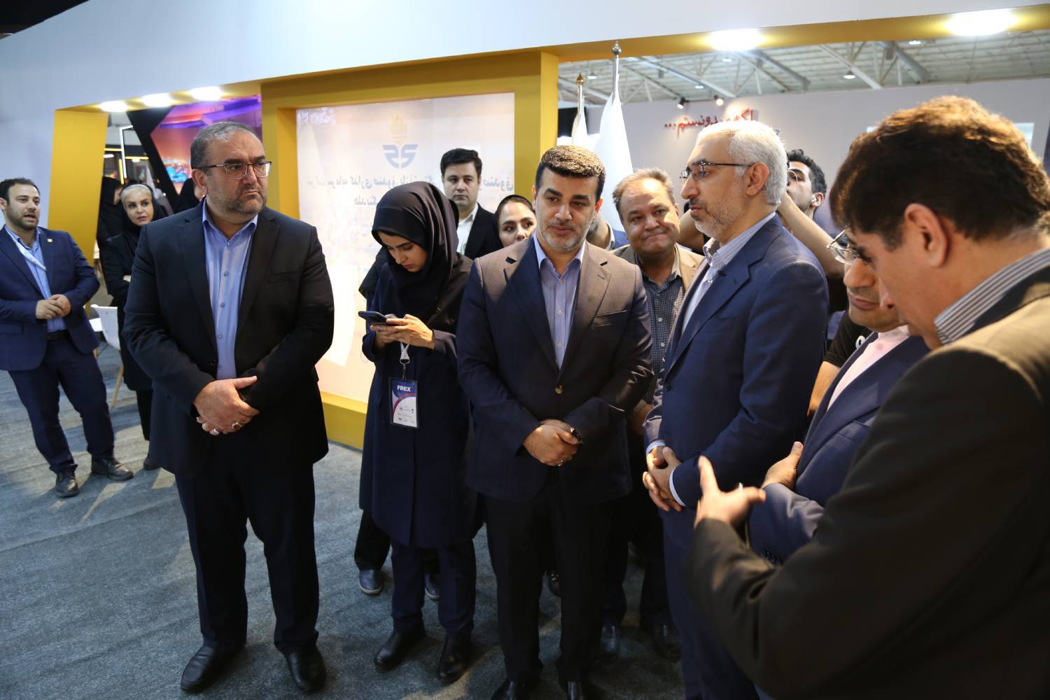 صباانرژی میزبان دکتر عشقی رئیس سازمان بورس در نمایشگاه بین المللی صنعت مالی صباانرژی میزبان دکتر عشقی رئیس سازمان بورس در نمایشگاه بین المللی صنعت مالی