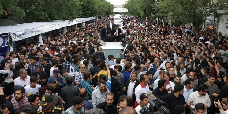رهاورد سفر رئیس جمهور؛ از تخصیص درآمد مس سونگون برای توسعه آذربایجان تا رسیدن قطار بعد از ۲۲ سال رهاورد سفر رئیس جمهور؛ از تخصیص درآمد مس سونگون برای توسعه آذربایجان تا رسیدن قطار بعد از ۲۲ سال