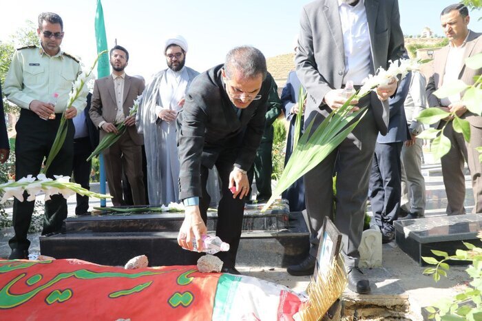 کارخانه فولاد قروه در مدت زمانی مطلوب به بهرهبرداری برسد کارخانه فولاد قروه در مدت زمانی مطلوب به بهرهبرداری برسد
