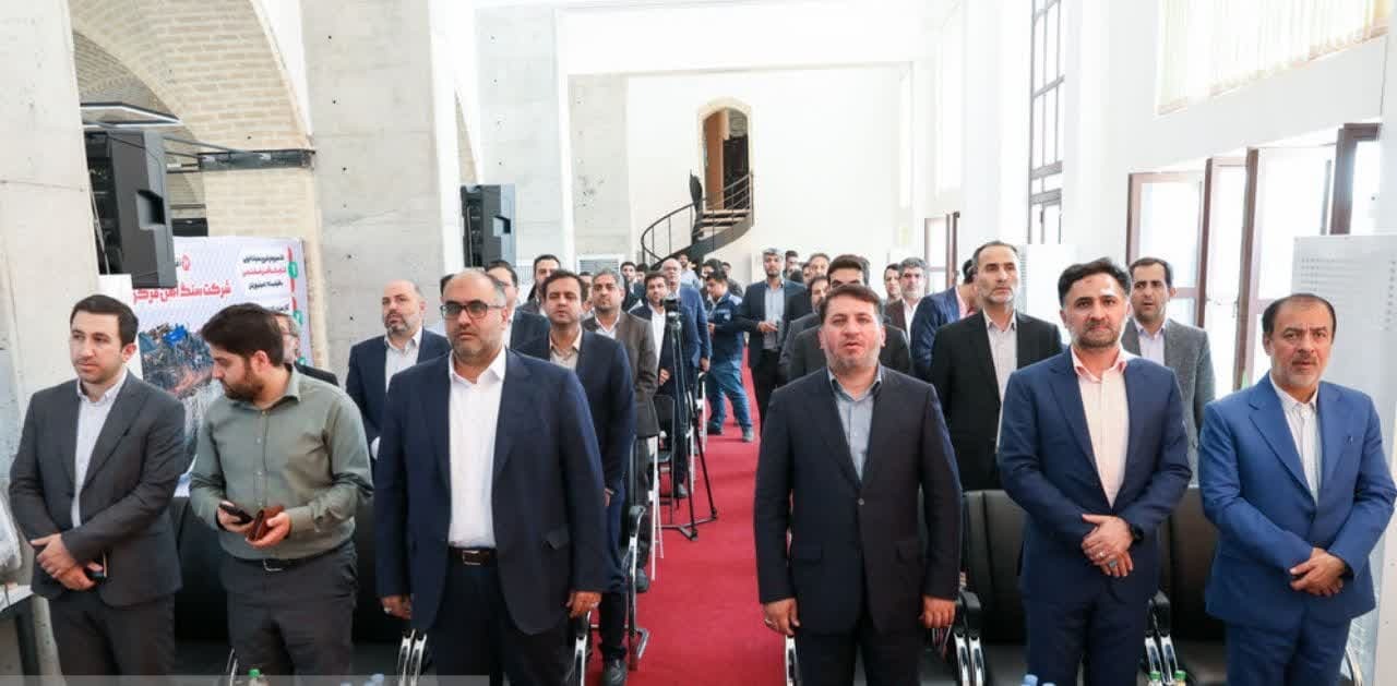 افتتاح اولین صندوق سرمایه گذاری خطرپذیر شرکتی (CVC) حوزه سنگ آهن، آهن و فولاد کشور در شهر یزد افتتاح اولین صندوق سرمایه گذاری خطرپذیر شرکتی (CVC) حوزه سنگ آهن، آهن و فولاد کشور در شهر یزد