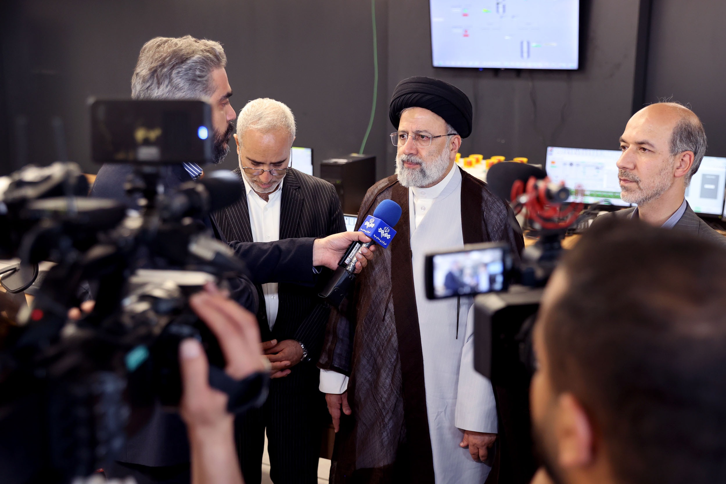 افتتاح پروژههای ملی میدکو با حضور رئیس جمهور افتتاح پروژههای ملی میدکو با حضور رئیس جمهور