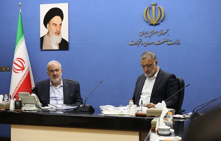 آغاز نهضت برقی سازی حمل و نقل شهر تهران/ پیش بینی ۲۰۰ هزار موتورسیکلت و نوسازی تاکسیرانی با ۵۰ هزار خودروی برقی