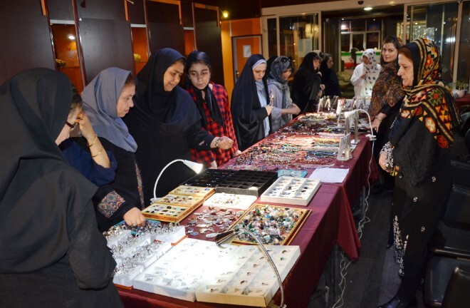 نمایشگاه سنگ و کانی در موزه علومزمین سازمان زمینشناسی و اکتشافات معدنی کشور میزبان علاقهمندان نمایشگاه سنگ و کانی در موزه علومزمین سازمان زمینشناسی و اکتشافات معدنی کشور میزبان علاقهمندان