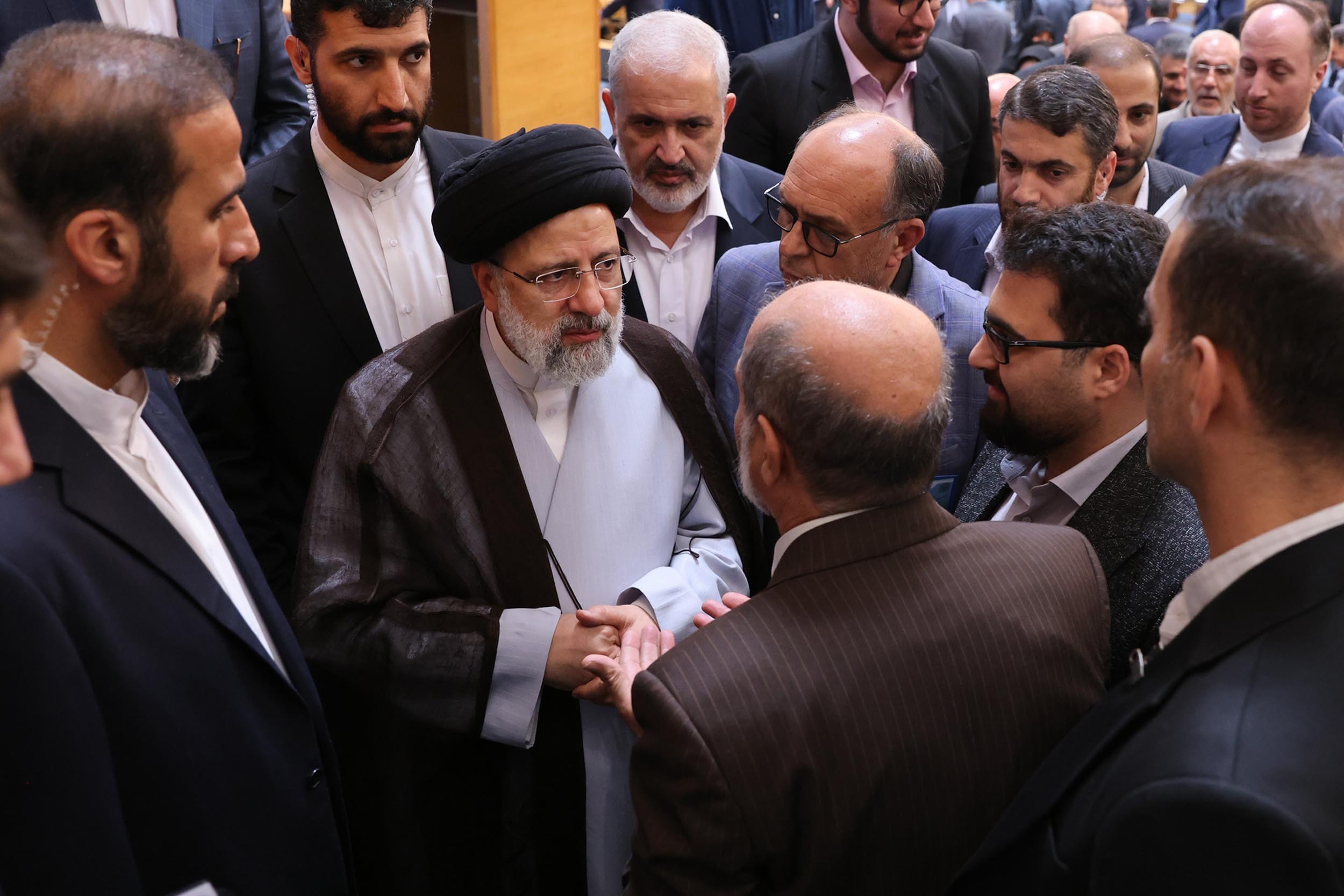رفتار دولتمردان باید امیدآفرین باشد/ هیچ خط تولیدی نباید متوقف شود/ راهکار عبور از مشکلات اقتصادی مدیریت ظرفیتهای داخلی است/ راهکار رفع مشکلات را در دست و لبخند بیگانگان دنبال نمیکنیم/ پارکهای فناوری و دانش بنیان نقطه قدرت کشور است رفتار دولتمردان باید امیدآفرین باشد/ هیچ خط تولیدی نباید متوقف شود/ راهکار عبور از مشکلات اقتصادی مدیریت ظرفیتهای داخلی است/ راهکار رفع مشکلات را در دست و لبخند بیگانگان دنبال نمیکنیم/ پارکهای فناوری و دانش بنیان نقطه قدرت کشور است
