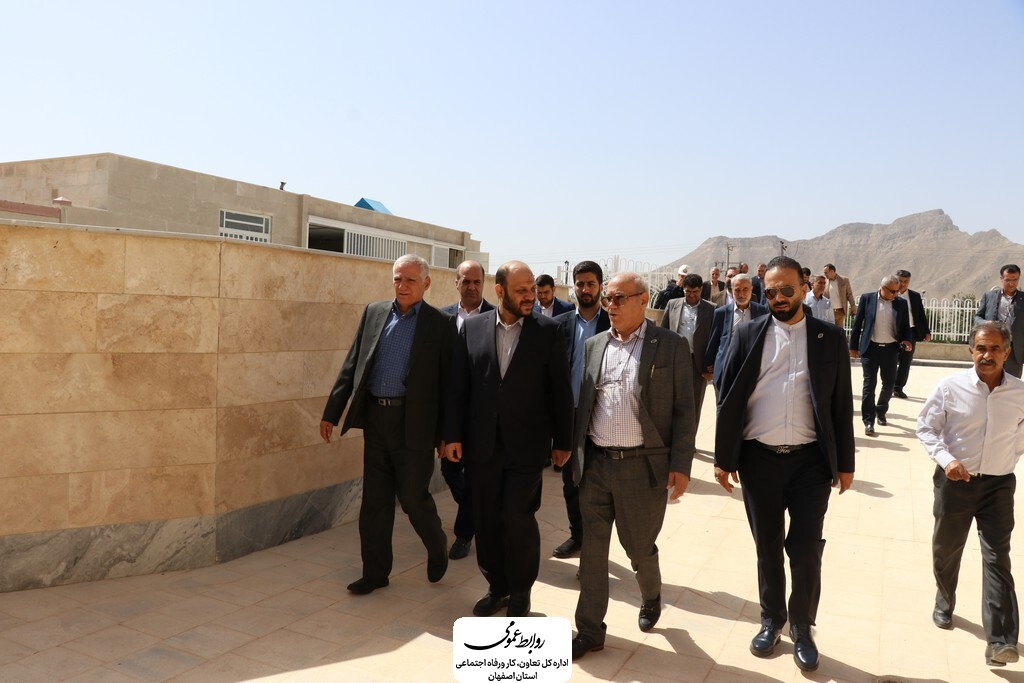 بازدید معاون تعاون، وزارت تعاون، کار و رفاه اجتماعی و هیات همراه از شرکت تعاونی فولاد علویجه بازدید معاون تعاون، وزارت تعاون، کار و رفاه اجتماعی و هیات همراه از شرکت تعاونی فولاد علویجه